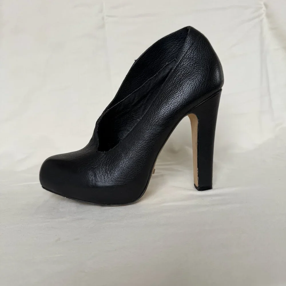 Matiko Betty Black Leather Elevated Side Slip On Peep Toe Bootie Pump Size 7 - Picture 1 of 12